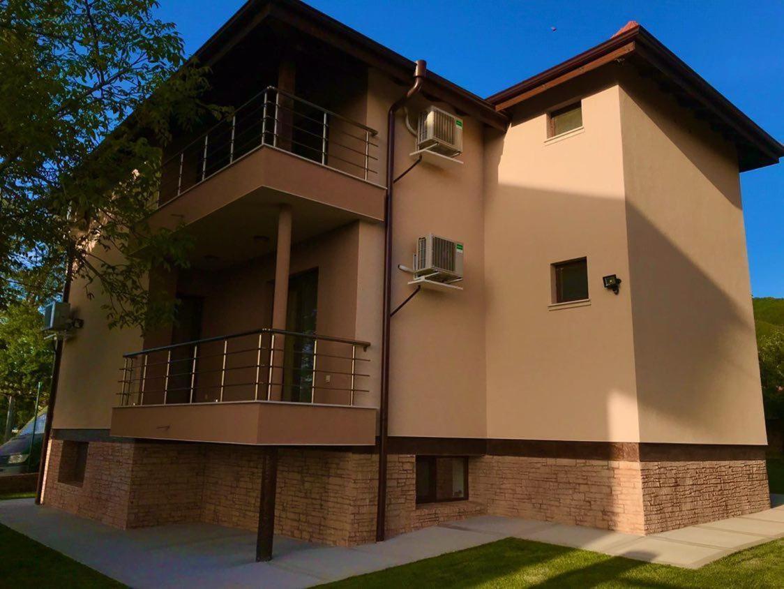 Hotel Sirakovata Kushta Saparewa Banja Exterior foto